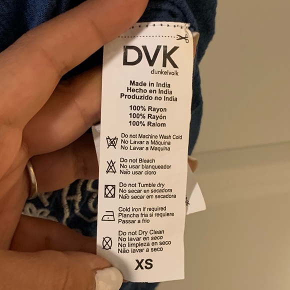 Navy Blue Linen Romper with White Embroidery - XS - Picture 5 of 5